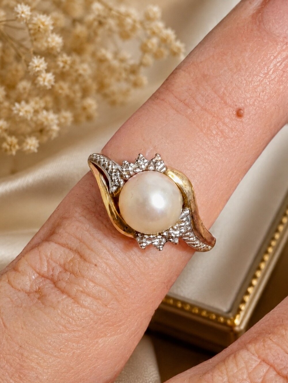 7.5 Elegant 10K Gold 925 Sterling Silver White Pearl Ring Two Tone Fine Jewelry